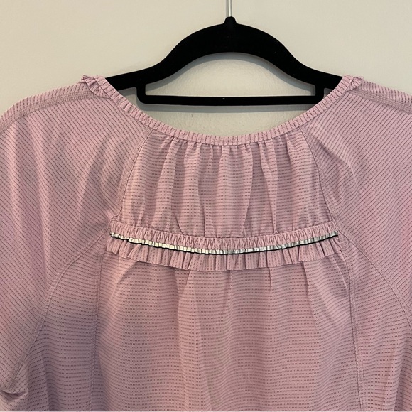 lululemon Run Wild Short Sleeve Tech Shirt - Picture 5 of 11